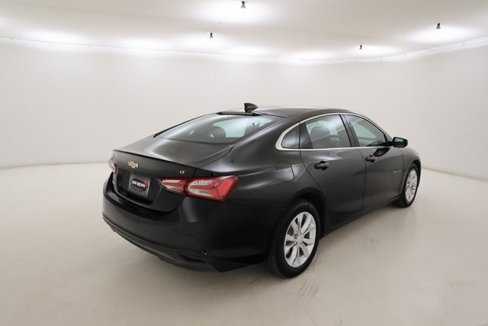 Used 2021 Chevrolet Malibu LT image 3