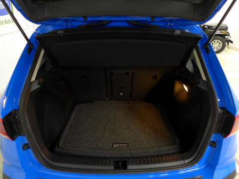 Used 2022 Volkswagen Taos SE w/ Panoramic Sunroof Package image 59