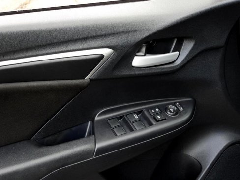 Used 2019 Honda Fit LX image 37