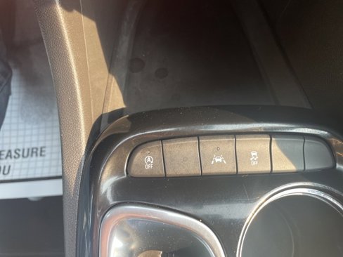 Used 2022 Buick Encore GX Preferred w/ Cold Weather Comfort Package image 16