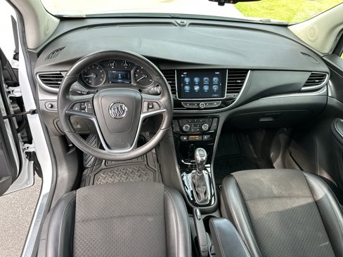 Used 2020 Buick Encore Preferred w/ Safety Package image 31