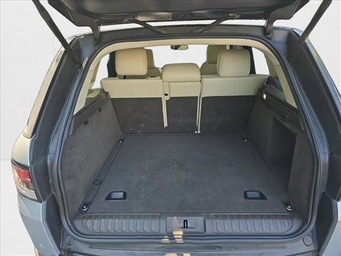 Used 2016 Land Rover Range Rover Sport HSE image 12