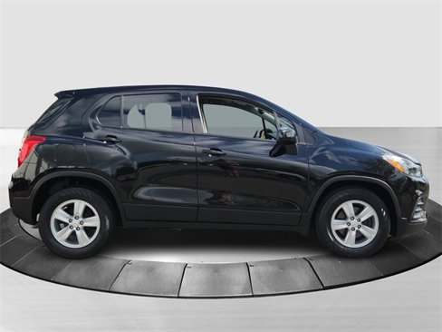 Used 2020 Chevrolet Trax LS w/ Tint and Cruise Package image 2