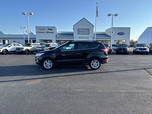 Used 2018 Ford Escape SE image 2