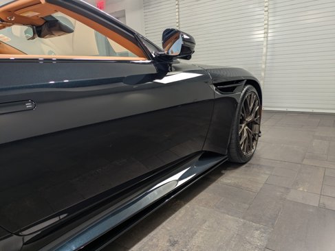New 2025 Aston Martin DB12 Convertible image 9