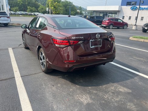Used 2021 Nissan Sentra SV image 3