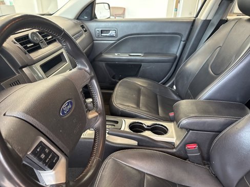 Used 2011 Ford Fusion SEL w/ 301A Rapid Spec Order Code image 12