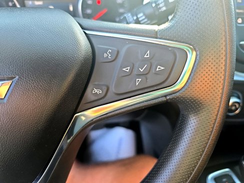 Used 2021 Chevrolet Equinox LT image 22