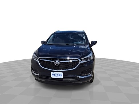 Used 2020 Buick Enclave Essence image 3