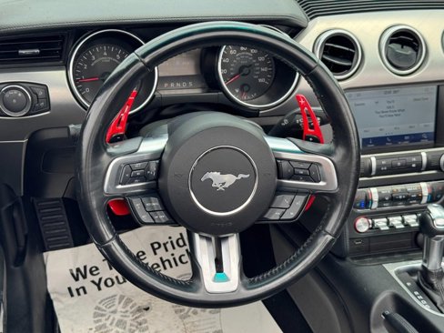 Used 2020 Ford Mustang Premium image 12
