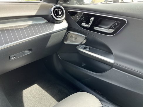 Used 2024 Mercedes-Benz C 300 Sedan image 20