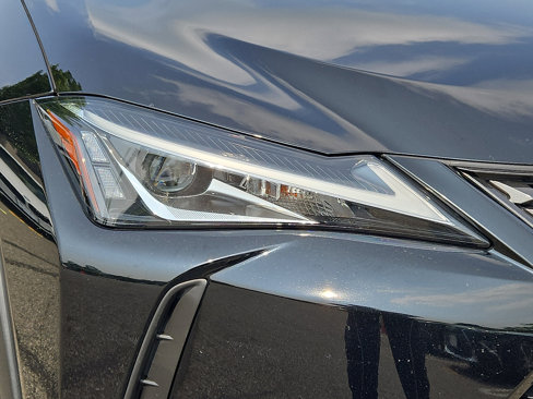 Used 2019 Lexus UX 250h image 9
