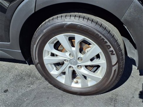 Used 2019 Hyundai Tucson SE image 22