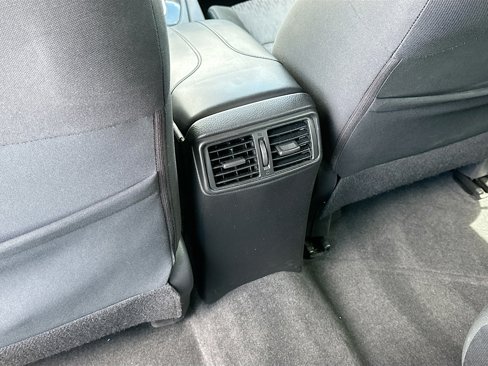 Certified 2020 Nissan Rogue S image 23