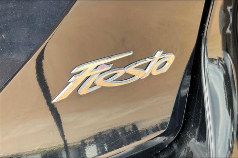 Used 2016 Ford Fiesta S image 10
