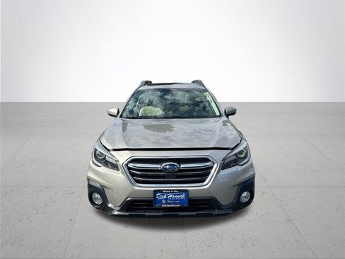 Used 2018 Subaru Outback 3.6R Limited image 3
