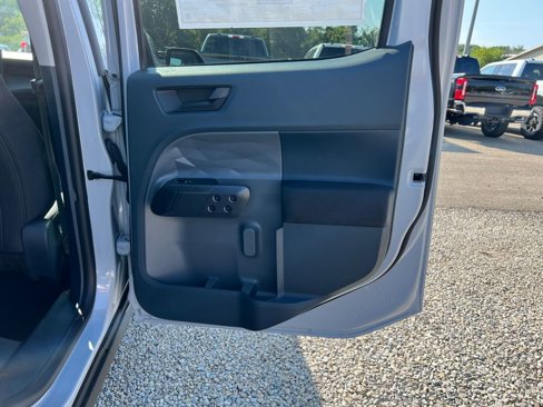 New 2025 Ford Maverick XL image 18