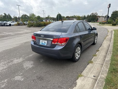 Used 2014 Chevrolet Cruze LS image 5
