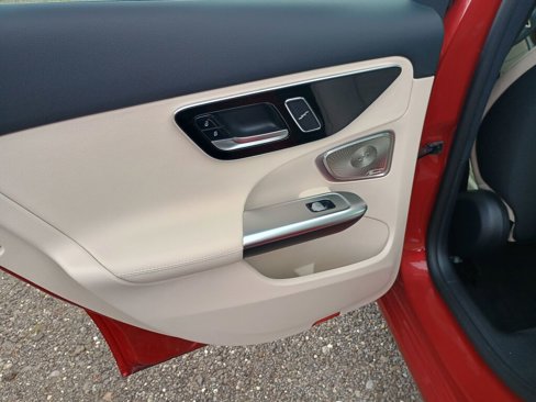 Used 2023 Mercedes-Benz C 300 4MATIC Sedan image 18