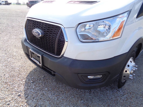 Used 2020 Ford Transit 350 DRW w/ Interior Upgrade Package image 15