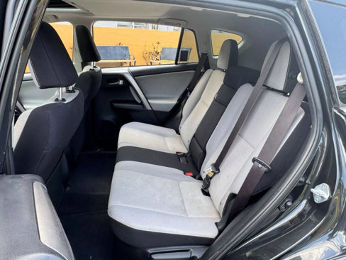 Used 2017 Toyota RAV4 XLE image 12