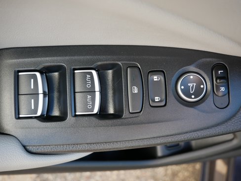 Used 2019 Honda Accord LX image 11