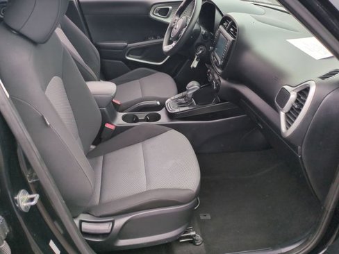 Used 2021 Kia Soul LX image 34