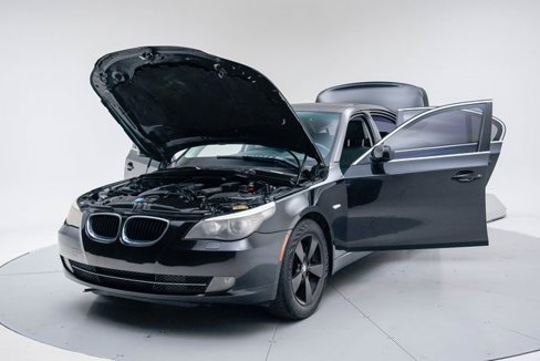 Used 2008 BMW 528xi Sedan image 17
