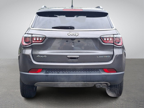 Certified 2022 Jeep Compass Limited image 5