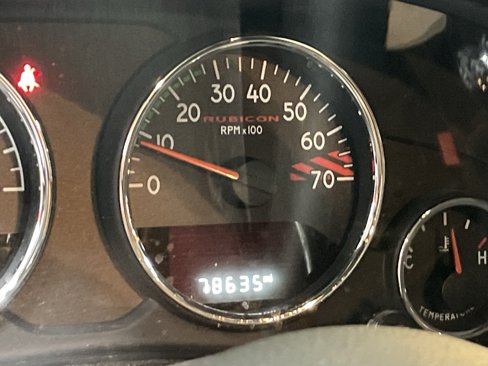 Used 2014 Jeep Wrangler Unlimited Rubicon image 10