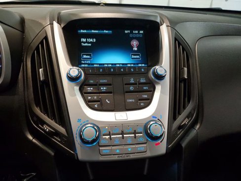 Used 2017 Chevrolet Equinox LS image 18