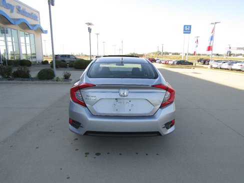 Used 2017 Honda Civic EX-T image 6