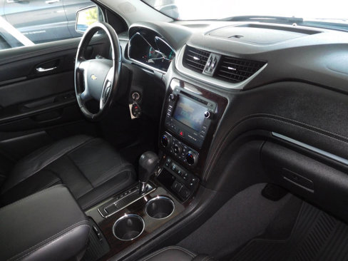 Used 2015 Chevrolet Traverse LT image 18