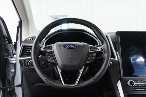 Used 2024 Ford Edge SEL image 10