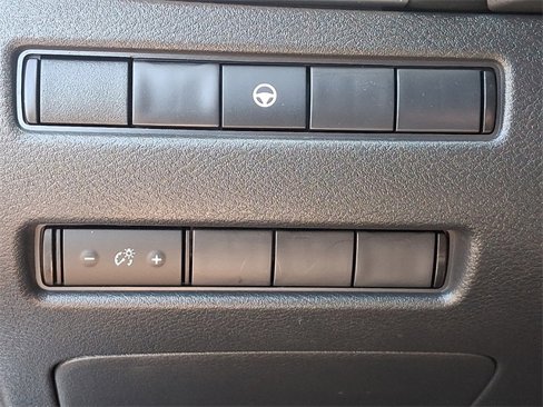 Used 2022 Nissan Rogue SV image 26