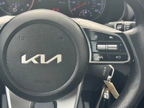 Used 2022 Kia Forte LXS image 26