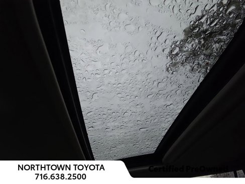 Used 2015 Toyota RAV4 XLE image 29