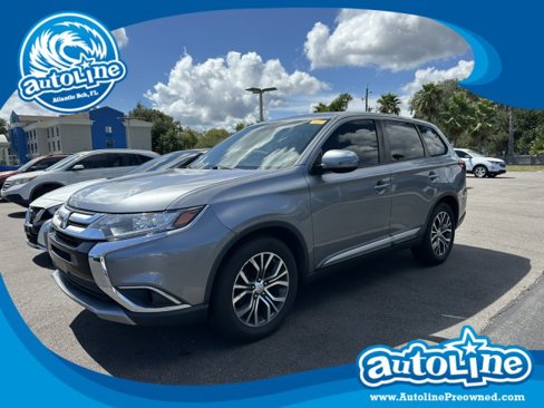 Used 2017 Mitsubishi Outlander SE image 1
