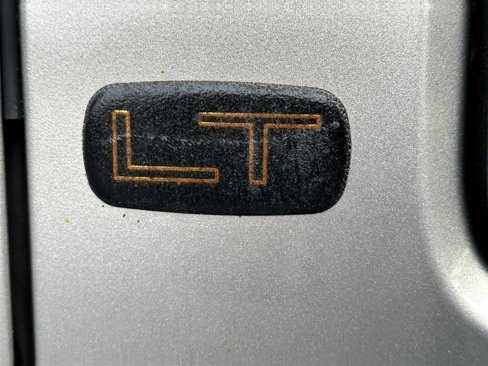 Used 2002 Chevrolet Express 1500 LT image 32