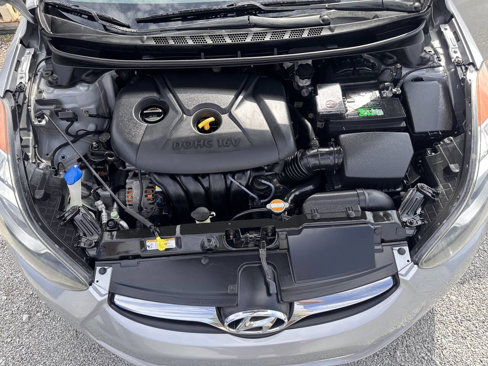 Used 2013 Hyundai Elantra GLS image 17