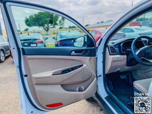 Used 2019 Hyundai Tucson SE w/ Cargo Package image 15
