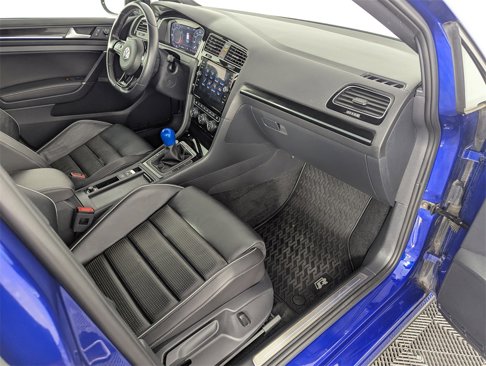 Used 2018 Volkswagen Golf R 4-Door image 35