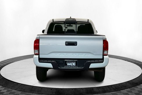 Used 2016 Toyota Tacoma SR image 5