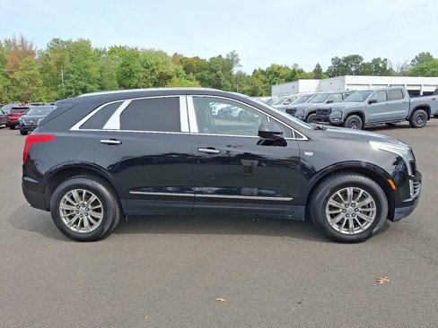 Used 2018 Cadillac XT5 Luxury w/ Driver Awareness Package image 7