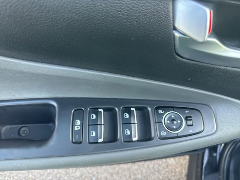 Used 2023 Hyundai Santa Fe SEL image 13