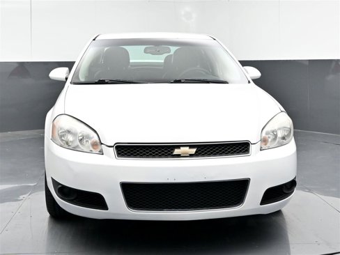 Used 2016 Chevrolet Impala LTZ image 2