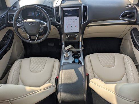 Used 2023 Ford Edge Titanium image 15