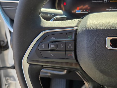 Certified 2024 Jeep Grand Cherokee Altitude image 25