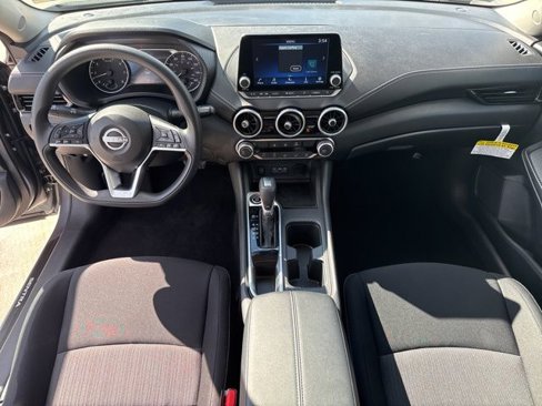 Used 2024 Nissan Sentra SV w/ Trunk Package image 16