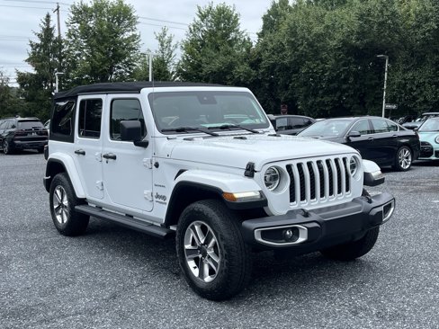 Used 2021 Jeep Wrangler Unlimited Sahara image 3
